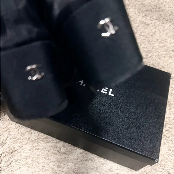 Chanel Camelia Black Swarovski Mesh Pointed Booties 38 - Picture 6 of 7